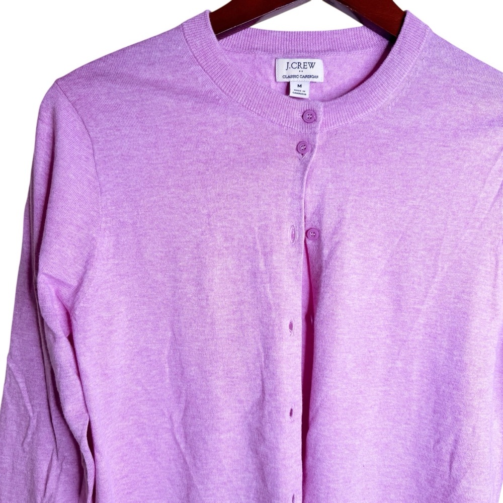 J. CREW NWT Classic Cotton Cardigan Sweater Size Medium in Heather Berry - Picture 6 of 9
